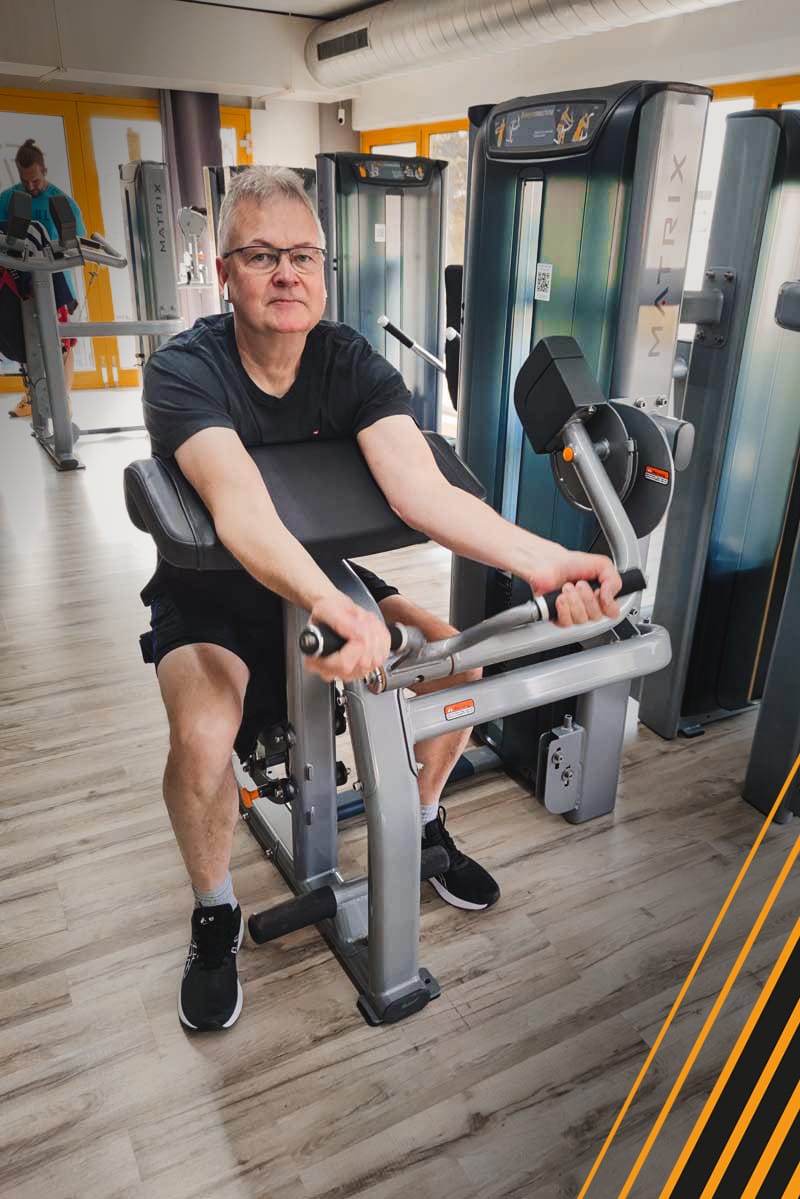 Steven-Miles-Fitness-Backnang-Geraetetraining_bearbeitet